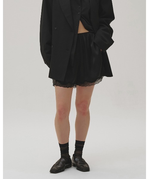 TODAYFUL(トゥデイフル)の「Satin Lace Halfpants(その他パンツ・レディース・ミント/ブラック/アイボリー・38inch/36inch)」の11枚目の写真