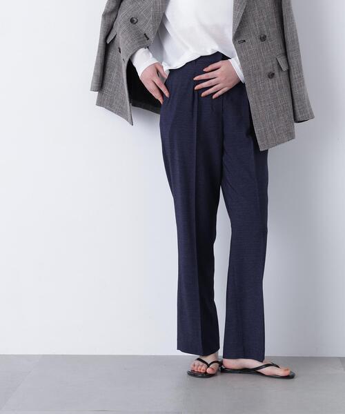 N.（N. Natural Beauty Basic）（エヌエヌナチュラルビューティーベーシック）の「ストレッチタックパンツ（その他パンツ・レディース・ベージュ/ネイビー・P/S）」の2枚目の写真