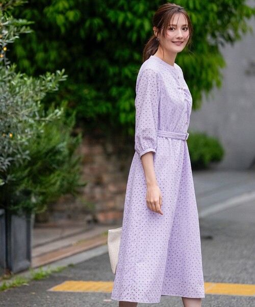 ANY SIS(エニィスィス)の「エンブロイダリー ワンピース(ワンピース・レディース・ネイビー系/ライラック系・X-SMALL)」の10枚目の写真