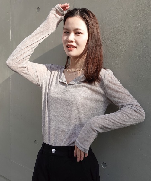 CORNERS（コーナーズ）の「シアーリブヘンリーネックトップス（Tシャツ/カットソー・レディース・杢グレー/ブラック/ホワイト・M）」の6枚目の写真
