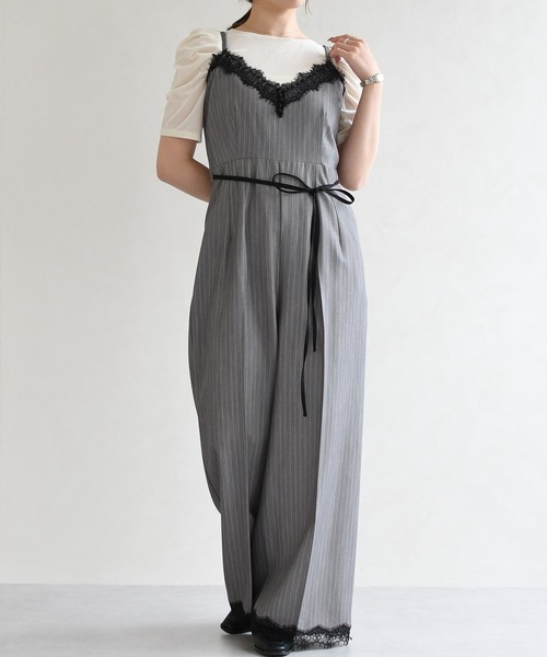 31 Sons de mode（トランテアン　ソン　ドゥ　モード）の「2026春夏新作 レーストリミングコンビネゾン（つなぎ/オールインワン・レディース・ネイビー/グレー・S/M）」の9枚目の写真