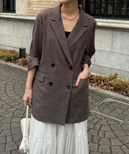 DouDou（ドゥドゥ）の「【インフルエンサー REI企画】リネンライクスラブジャケット（テーラードジャケット・レディース・ベージュ/チャコールグレー/モカ・FREE）」の5枚目の写真