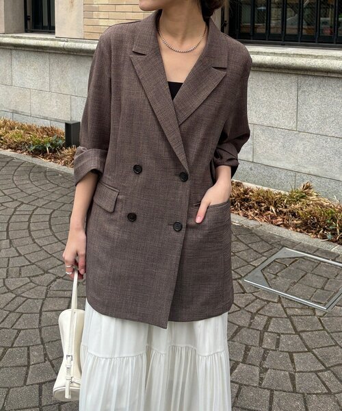 DouDou（ドゥドゥ）の「【インフルエンサー REI企画】リネンライクスラブジャケット（テーラードジャケット・レディース・ベージュ/チャコールグレー/モカ・FREE）」の6枚目の写真