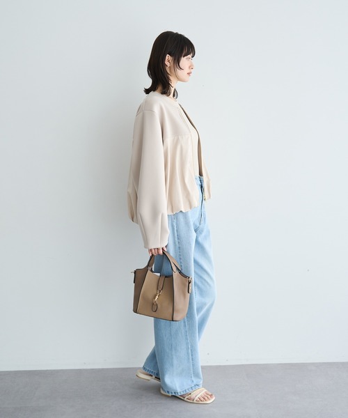 YECCA VECCA（イェッカヴェッカ）の「異素材MIXバルーンブルゾン（ブルゾン・レディース・ネイビー/ライトベージュ・FREE）」の11枚目の写真