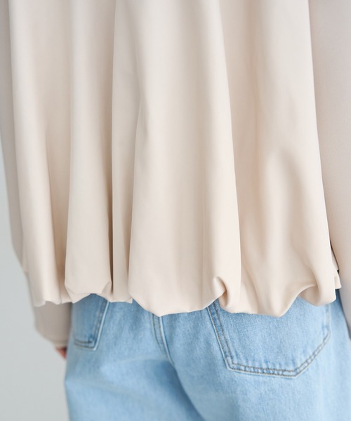 YECCA VECCA（イェッカヴェッカ）の「異素材MIXバルーンブルゾン（ブルゾン・レディース・ネイビー/ライトベージュ・FREE）」の9枚目の写真