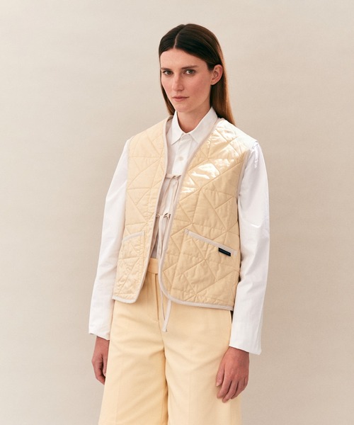 LAVENHAM（ラベンハム）の「Front Bow Gilet Womens / フロント ボウ ジレ ウィメンズ（ベスト・レディース・ライトブルー/ベージュ・8/10/12）」の4枚目の写真