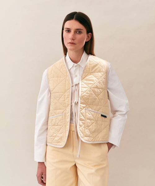 LAVENHAM（ラベンハム）の「Front Bow Gilet Womens / フロント ボウ ジレ ウィメンズ（ベスト・レディース・ライトブルー/ベージュ・8/10/12）」の3枚目の写真