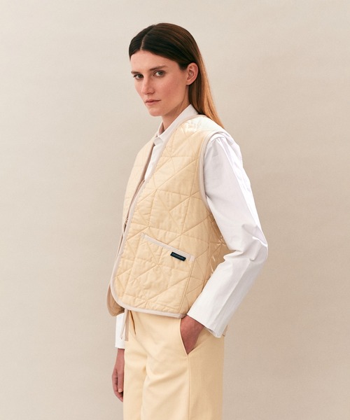 LAVENHAM（ラベンハム）の「Front Bow Gilet Womens / フロント ボウ ジレ ウィメンズ（ベスト・レディース・ライトブルー/ベージュ・8/10/12）」の5枚目の写真
