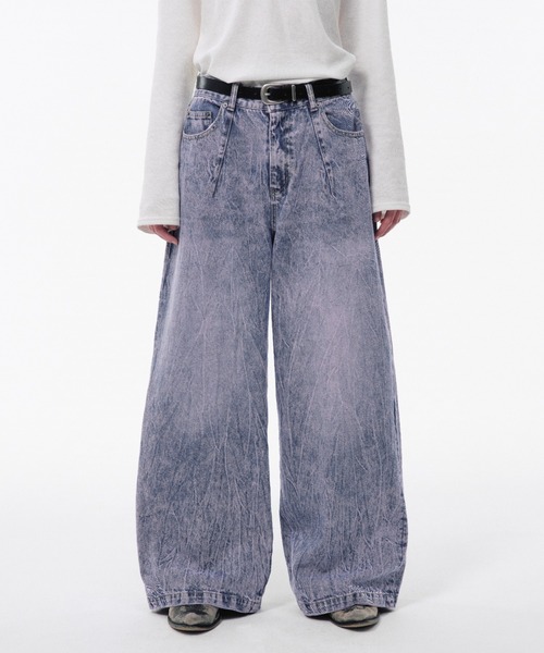 Camphor wood（カンファーウッド）の「CRACKED CHEMICAL-WASHED WIDE BAGGY JEANS / クラック加工ケミカルウォッシュワイドバギーシーンズ（デニムパンツ・メンズ・ブラック/インディゴブルー/ピンク系・SMALL/MEDIUM/LARGE）」の3枚目の写真