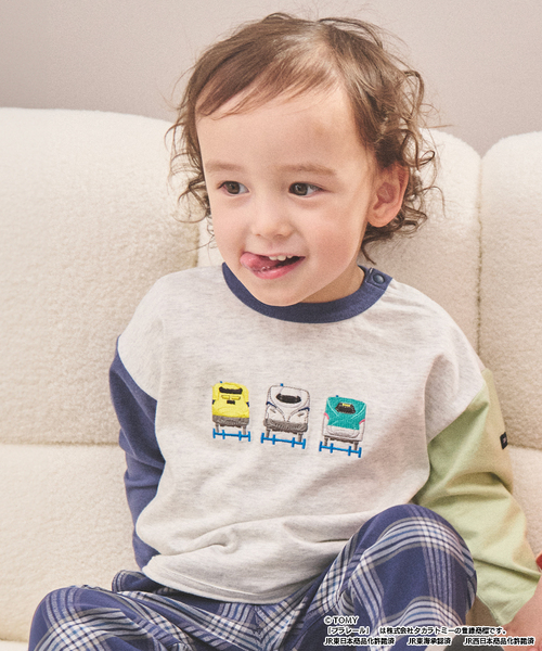 petit main(プティマイン)の「【プラレール】アソート長袖Tシャツ(Tシャツ/カットソー・キッズ・トップグレー/ブルー/オレンジ/カラフル・130cm/90cm/80cm/120cm/100cm/110cm)」の4枚目の写真