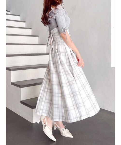 dazzlin（ダズリン）の「レースオフショルニットトップス（ニット/セーター・レディース・グレー/ブラック/オフホワイト・FREE）」の11枚目の写真