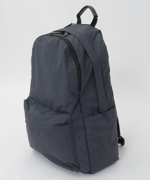 MELROSE claire（メルローズ クレール）の「【撥水軽量！大人の12ポケットリュック】（バックパック/リュック・レディース・ブラック/ベージュ/ダークグレー・FREE）」の12枚目の写真