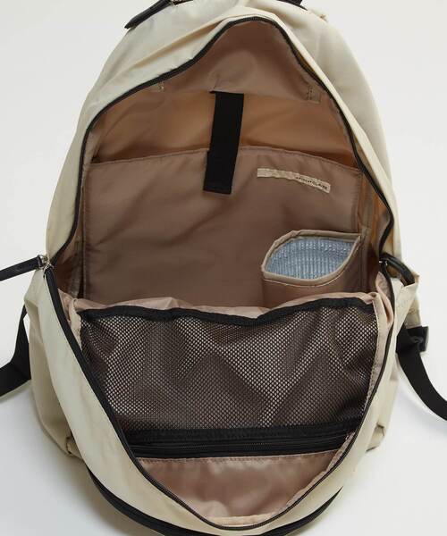 MELROSE claire（メルローズ クレール）の「【撥水軽量！大人の12ポケットリュック】（バックパック/リュック・レディース・ブラック/ベージュ/ダークグレー・FREE）」の22枚目の写真