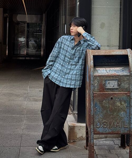 MOOVN（ムブン）の「ヴィンテージリンクルチェックシャツブルー（シャツ/ブラウス・メンズ・その他・LARGE/MEDIUM）」の12枚目の写真