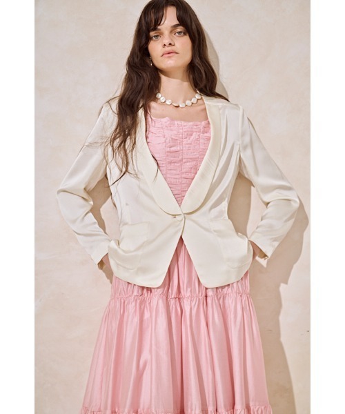Estella.K(エステラケー)の「Rosana Jacket エアリーサテンジャケット(その他アウター・レディース・ベージュ/オフホワイト/ブラック・FREE)」の2枚目の写真