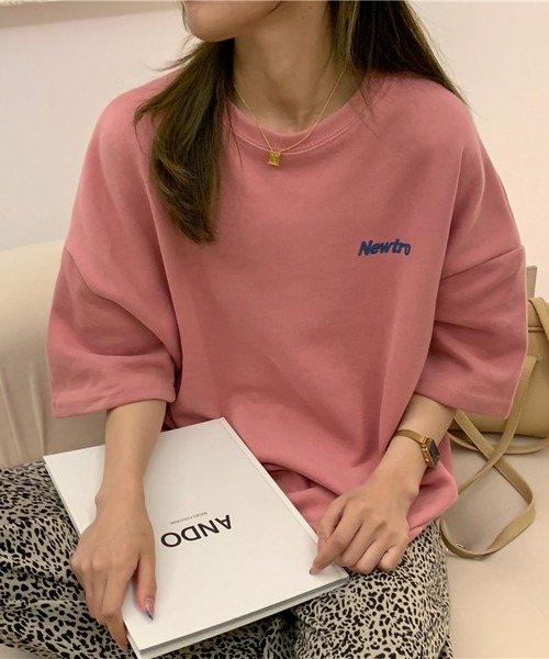 ARCADE(アーケード)の「韓国風 オーバーサイズ ロゴ 半袖Tシャツ ドロップショルダー -ARCADE Limited Line-(Tシャツ/カットソー・レディース・ネイビー/オートミール/スモークピンク・FREE)」の6枚目の写真