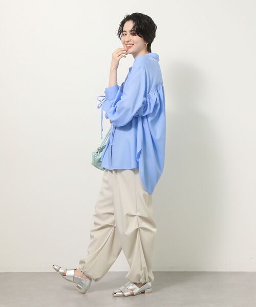 Green Parks(グリーンパークス)の「【しゃれシャツ】イージーケアシャーリングシャツ(シャツ/ブラウス・レディース・ブラック/サックスブルー/オフホワイト/ベージュ・FREE)」の8枚目の写真