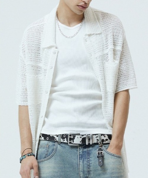 MAHAGRID(マハグリッド)の「『mahagrid/マハグリッド』RAW CUT KNIT HALF SHIRT/ローカット ニット ハーフシャツ(シャツ/ブラウス・レディース・ブラック/アイボリー・S)」の1枚目の写真