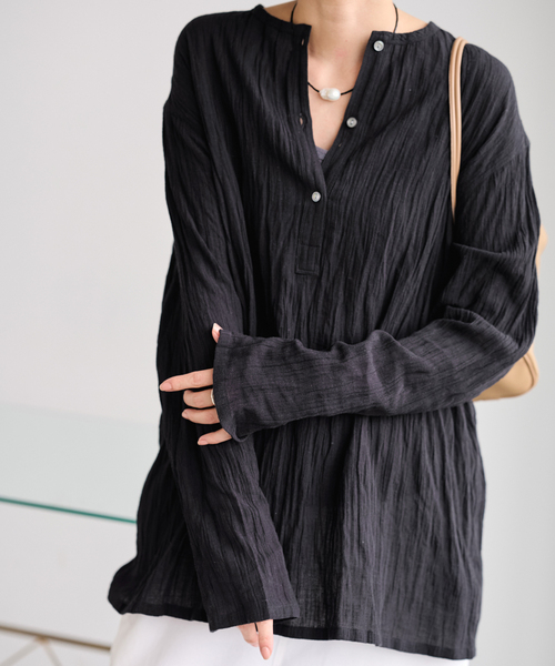 FRAMeWORK（フレームワーク）の「LINENmixクレープヘンリーネックブラウス（シャツ/ブラウス・レディース・ホワイト/ブラック/サックスブルー/ブルー・FREE）」の14枚目の写真