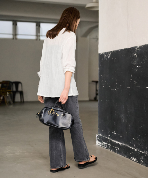 FRAMeWORK（フレームワーク）の「LINENmixクレープヘンリーネックブラウス（シャツ/ブラウス・レディース・ホワイト/ブラック/サックスブルー/ブルー・FREE）」の18枚目の写真