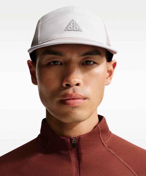 ACG（エィシージー）の「ナイキ ACG フライ アンストラクチャード キャップ / Nike ACG Fly Unstructured Cap IH8673-025 Photon Dust（キャップ・メンズ・グレー系その他・M/L/L/XL/S/M）」の5枚目の写真
