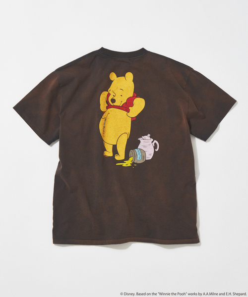 JOURNAL STANDARD(ジャーナルスタンダード)の「クマのプーさん プリントTシャツ(Tシャツ/カットソー・メンズ・マスタード/ホワイト/ブラック系その他/アーミー・MEDIUM/LARGE)」の12枚目の写真