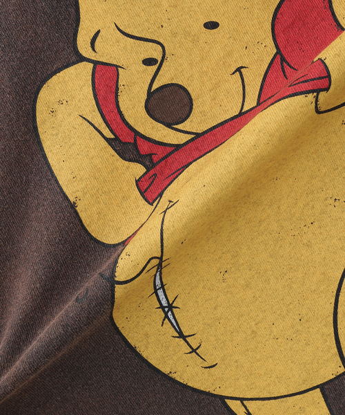 JOURNAL STANDARD(ジャーナルスタンダード)の「クマのプーさん プリントTシャツ(Tシャツ/カットソー・メンズ・マスタード/ホワイト/ブラック系その他/アーミー・MEDIUM/LARGE)」の7枚目の写真