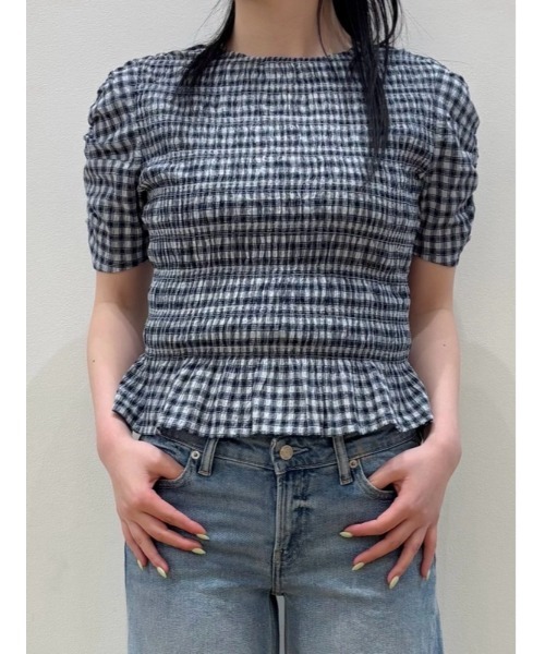 GAP(ギャップ)の「スモッキングギャザー クロップド ペプラムトップス(シャツ/ブラウス・レディース・ブラック/ブラック系その他/ブルー・L/S/XXS/M/XS)」の11枚目の写真