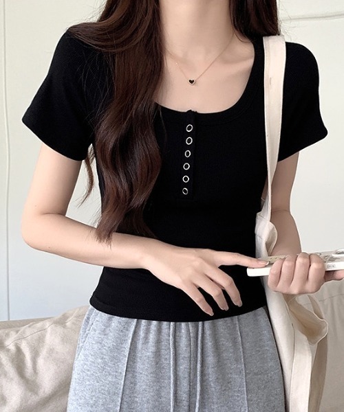 SHEENA(シーナ)の「ヘンリーネックコンパクトフィットTシャツ(Tシャツ/カットソー・レディース・ブラック/チャコールグレー/ライトグレー・M)」の8枚目の写真