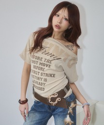 d.i.a.（ダイヤ）の「ロゴプリントワンショルトップス（Tシャツ/カットソー）」