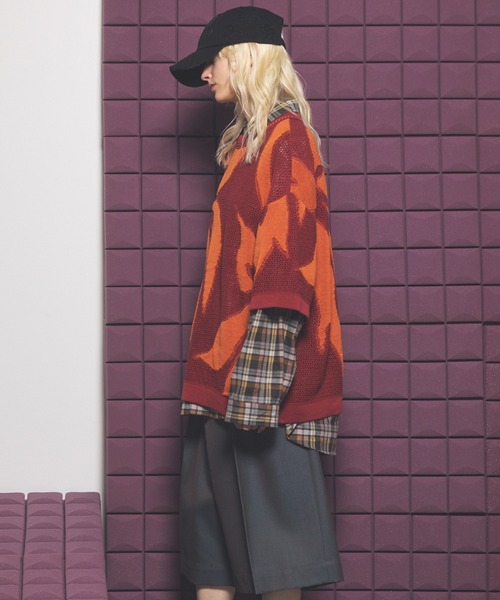 MAISON SPECIAL(メゾンスペシャル)の「《UNISEX》Flower Pattern Mesh Jacquard Prime-Over Short Sleeve Knit T-shirt/フラワーパターンメッシュジャガードプライムオーバーショートスリーブニットTシャツ【MAISON SPECIAL/メゾンスペシャル】(Tシャツ/カットソー・メンズ・オレンジ/ブラック/ブルー・0/1/2)」の14枚目の写真