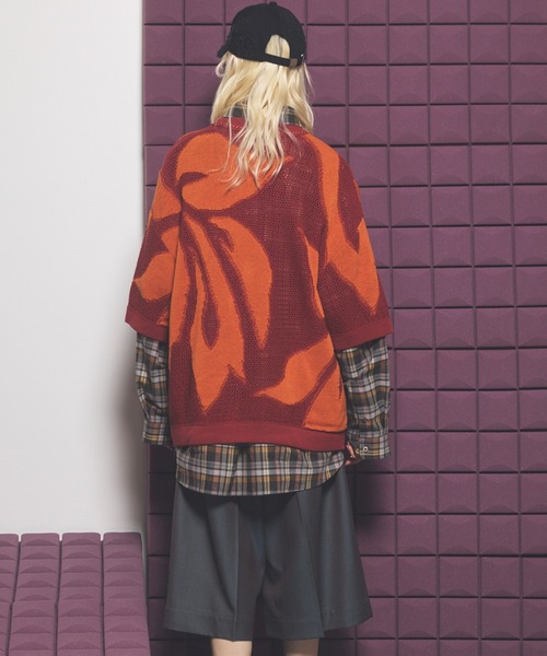 MAISON SPECIAL(メゾンスペシャル)の「《UNISEX》Flower Pattern Mesh Jacquard Prime-Over Short Sleeve Knit T-shirt/フラワーパターンメッシュジャガードプライムオーバーショートスリーブニットTシャツ【MAISON SPECIAL/メゾンスペシャル】(Tシャツ/カットソー・メンズ・オレンジ/ブラック/ブルー・0/1/2)」の15枚目の写真