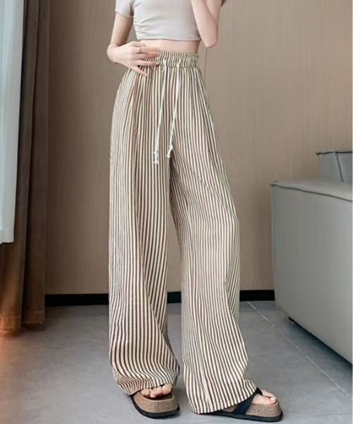 ＆soiree（アンドソワレ）の「ストライプイージーワイドパンツ（その他パンツ・レディース・ブラウン/ブラック・MEDIUM/LARGE/X-LARGE）」の2枚目の写真