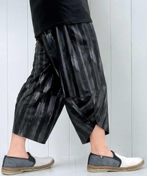 CIVARIZE』斜めZIPフラワー総柄マチ付きワイドパンツ（その他パンツ
