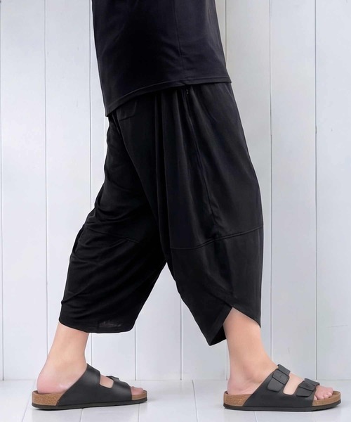 TopIsm(トップイズム)の「無地総柄 接触冷感サルエルパンツ(その他パンツ・メンズ・B/C/D/E/F/A/カーキ/ベージュ/ブラック・M/L/LL)」の2枚目の写真
