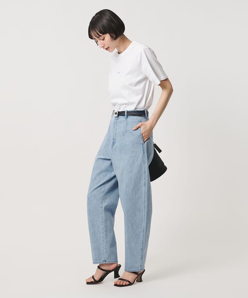UNITED ARROWS(ユナイテッドアローズ)の「カーブ デニムパンツ(デニムパンツ・レディース・ライトブルー/ダークグレー/コバルトブルー・38/36)」の6枚目の写真