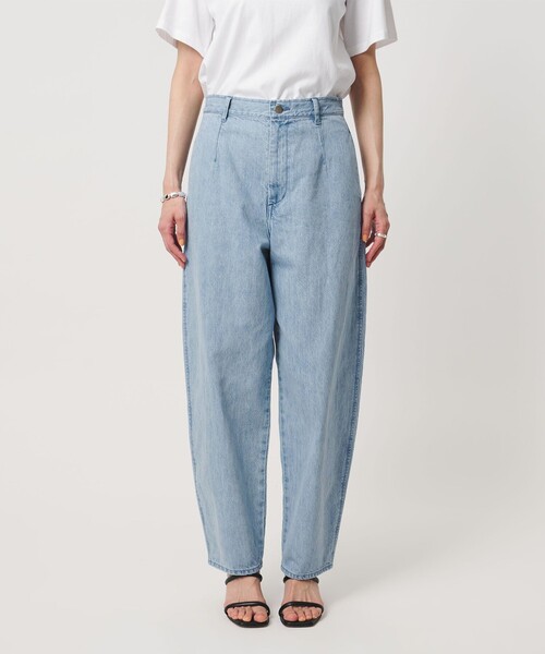 UNITED ARROWS(ユナイテッドアローズ)の「カーブ デニムパンツ(デニムパンツ・レディース・ライトブルー/ダークグレー/コバルトブルー・38/36)」の13枚目の写真