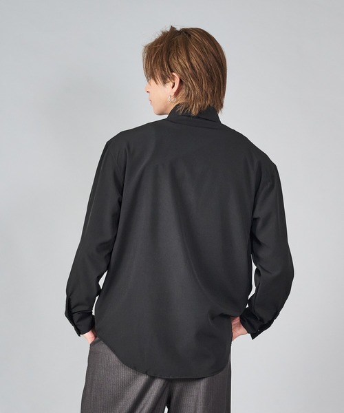 REGIEVO(レジエボ)の「エレガントなリボン付きシャツ(シャツ/ブラウス・メンズ・ブラック/オフホワイト・LARGE/MEDIUM)」の13枚目の写真