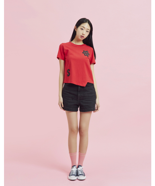 OWURA（オウラ）の「ロゴアプリケーションショートスリーブTシャツ_レッド（Tシャツ/カットソー・レディース・その他・FREE）」の3枚目の写真