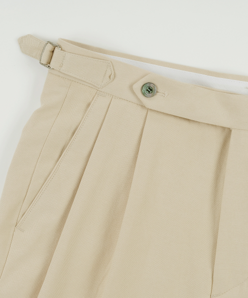 BELLIEF（ベリーフ）の「Essential Linen Cotton Twill Adjust 2-Pleated Relaxed Chino (Beige)（その他パンツ・メンズ・その他・LARGE/X-LARGE/MEDIUM）」の4枚目の写真