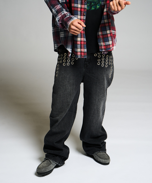 JOINT WORKS(ジョイントワークス)の「アイレット ディテール ワイドデニムパンツ / J EYELET DETAIL PANTS(その他パンツ・レディース・ブラック/ブルー系その他・SMALL/MEDIUM)」の1枚目の写真