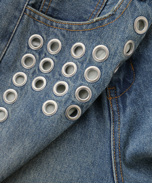 JOINT WORKS(ジョイントワークス)の「アイレット ディテール ワイドデニムパンツ / J EYELET DETAIL PANTS(その他パンツ・レディース・ブラック/ブルー系その他・SMALL/MEDIUM)」の3枚目の写真