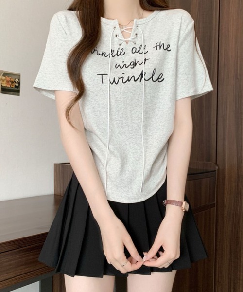 2ly2(トゥーリートゥー)の「レースアップロゴリブTシャツ レディース 半袖 トップス 韓国風(Tシャツ/カットソー・レディース・ダークグレー/ホワイト/ライトグレー・FREE)」の19枚目の写真