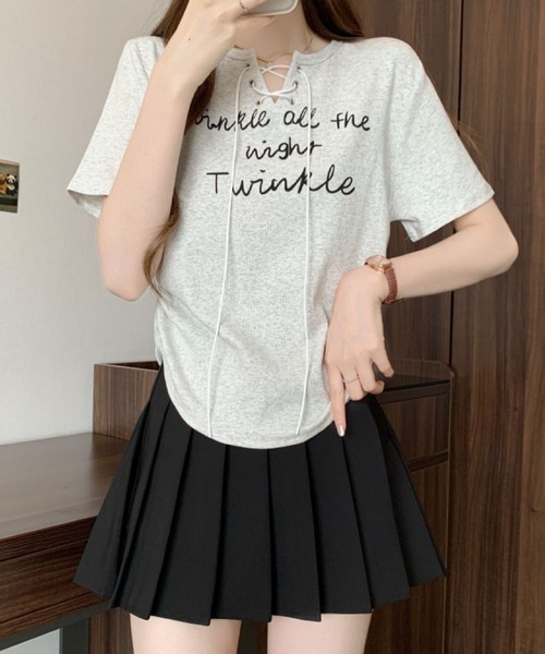 2ly2(トゥーリートゥー)の「レースアップロゴリブTシャツ レディース 半袖 トップス 韓国風(Tシャツ/カットソー・レディース・ダークグレー/ホワイト/ライトグレー・FREE)」の22枚目の写真