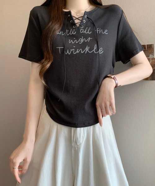 2ly2(トゥーリートゥー)の「レースアップロゴリブTシャツ レディース 半袖 トップス 韓国風(Tシャツ/カットソー・レディース・ダークグレー/ホワイト/ライトグレー・FREE)」の17枚目の写真