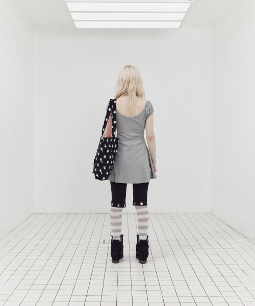 SETUP-EXE（セットアップイーエックスイー）の「LOGO SLIT OPS / MELANGE GRAY（ワンピース・レディース・その他・OS）」の4枚目の写真