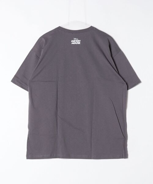 Disney(ディズニー)の「Disney/ディズニー ミッキー メンズ 半袖 オーバーサイズプリントTシャツ(Tシャツ/カットソー・メンズ・グレー系2/ベージュ系2/ライトグレー系1/ホワイト系1/ホワイト系2/ネイビー系2/グリーン系1/グレー系1・M/L/XL)」の9枚目の写真