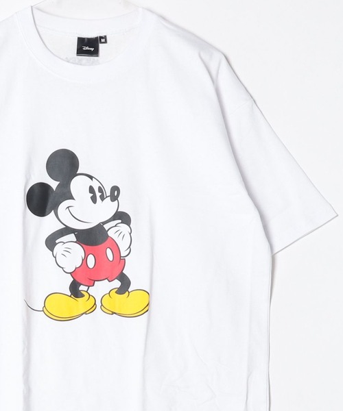 Disney(ディズニー)の「Disney/ディズニー ミッキー メンズ 半袖 オーバーサイズプリントTシャツ(Tシャツ/カットソー・メンズ・グレー系2/ベージュ系2/ライトグレー系1/ホワイト系1/ホワイト系2/ネイビー系2/グリーン系1/グレー系1・M/L/XL)」の2枚目の写真
