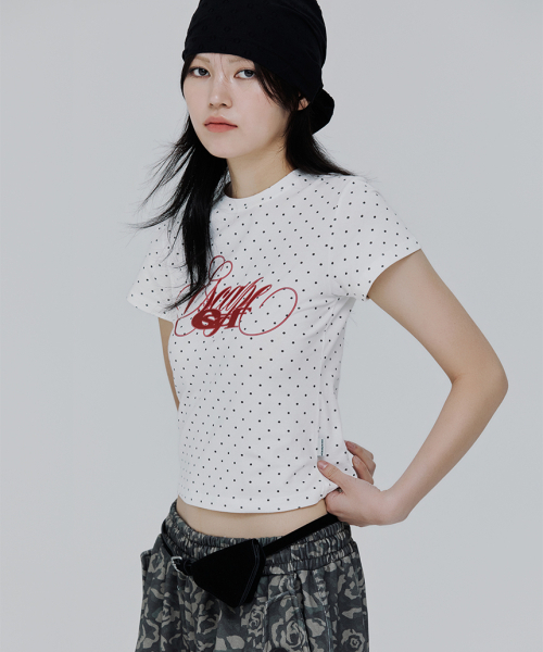ESCAPEFROM（エスケープフロム）の「ラインイースケイプレタリングプリントドットスリムフィット半袖Tシャツホワイト（Tシャツ/カットソー・レディース・その他・MEDIUM）」の4枚目の写真