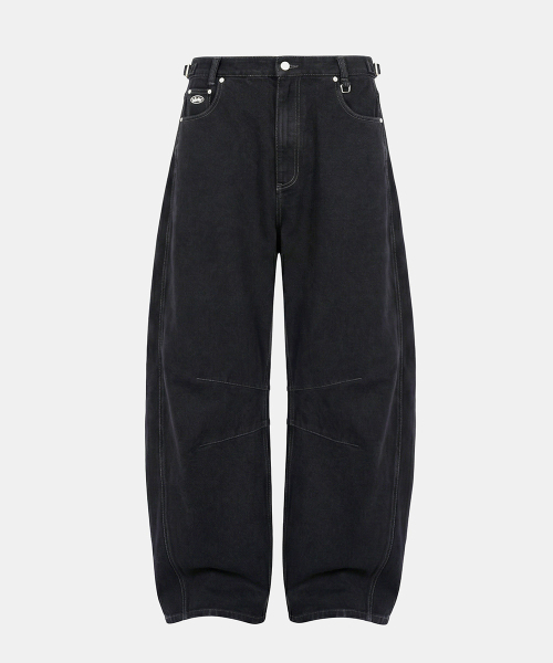 BADBLOOD(バッドブラッド)の「Star-Studded Barrel Pants - Black(デニムパンツ・レディース・その他・X-SMALL/SMALL/XX-SMALL)」の2枚目の写真